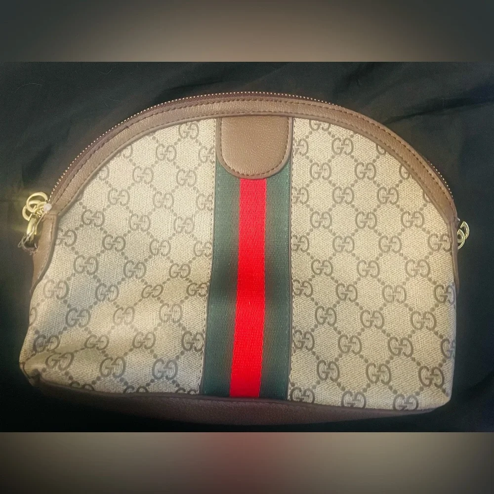 Gucci Beige and Red Cosmetic Bag - Picture 3 of 7